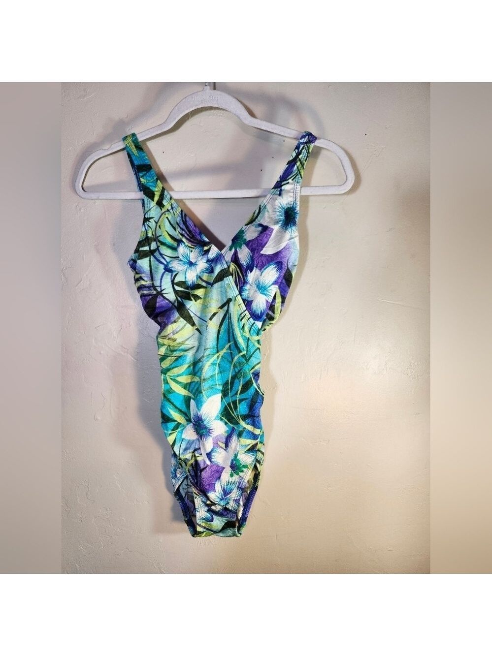 Liz Claiborne Floral One-Piece Floral Teal & Blue Tummy Control Swimsuit Sz 8
